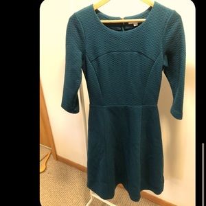 Boden 3/4 length sleeve quilted dress - Size 4